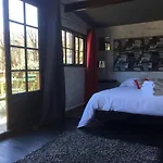 - Domaine De Geffosse