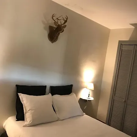 - Domaine De Geffosse * Pont-Évêque