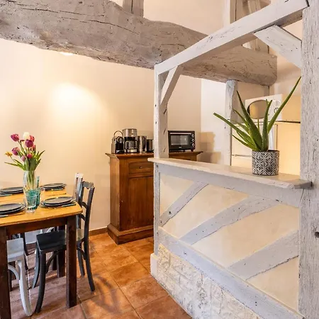 - Domaine De Geffosse