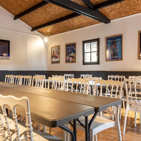 - Domaine De Geffosse * Pont-Évêque