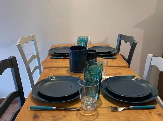 - Domaine De Geffosse Holiday home *