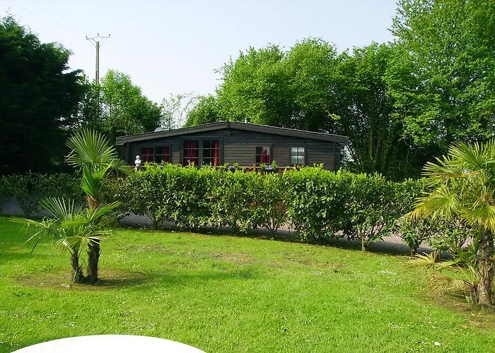 - Domaine De Geffosse *